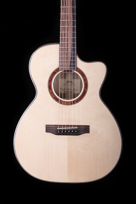 OM 36 CF Curly Mango - BSG Custom Guitars